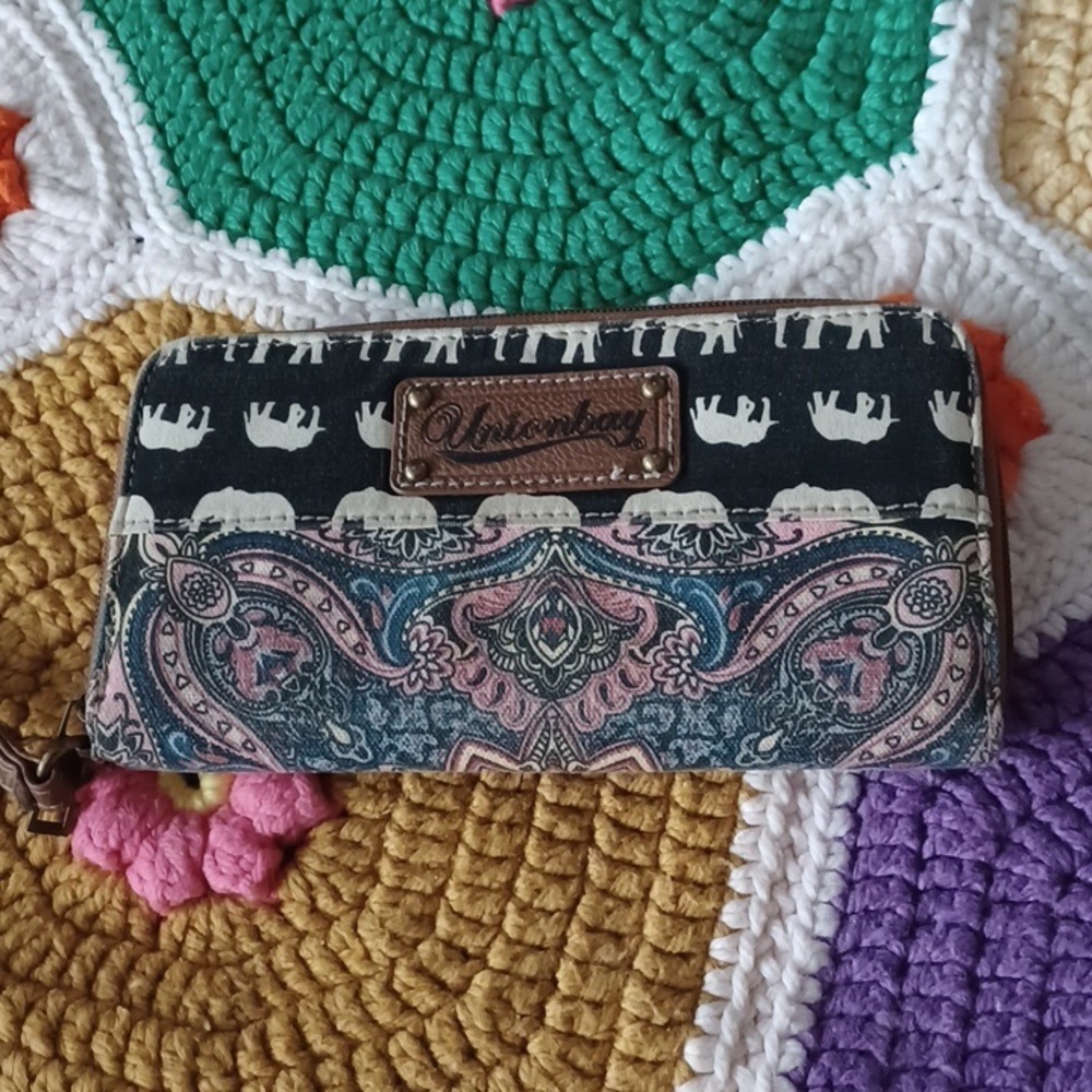 Unionbay Wristlet, 8"x4.5"